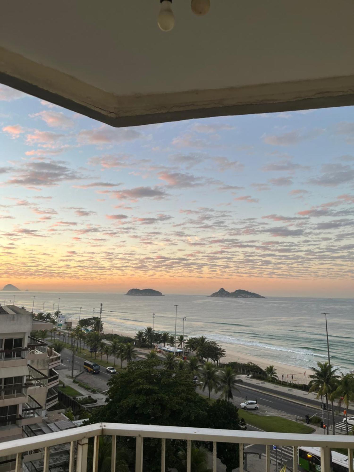 Apartamento Apto Barra Da Tijuca Frente Pro Mar