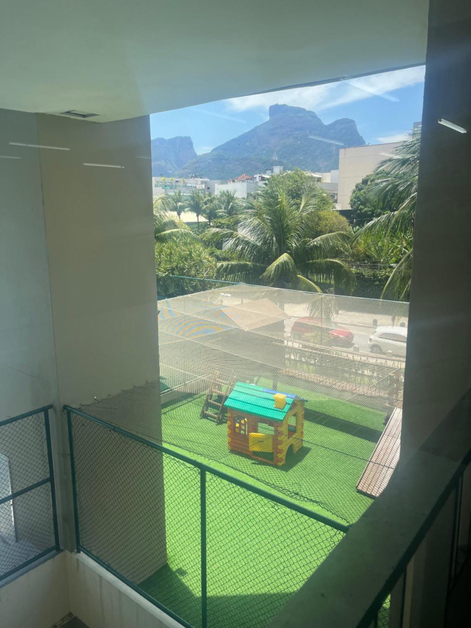 Apto Barra Da Tijuca Frente Pro Mar * Rio de Janeiro